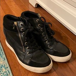 ALDO black leather sneaker wedges